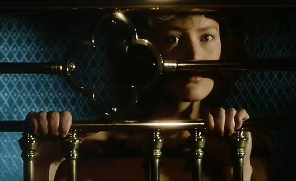 囚われの美女の画像