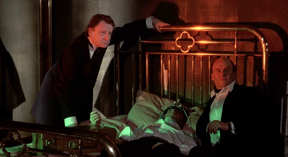 囚われの美女の画像