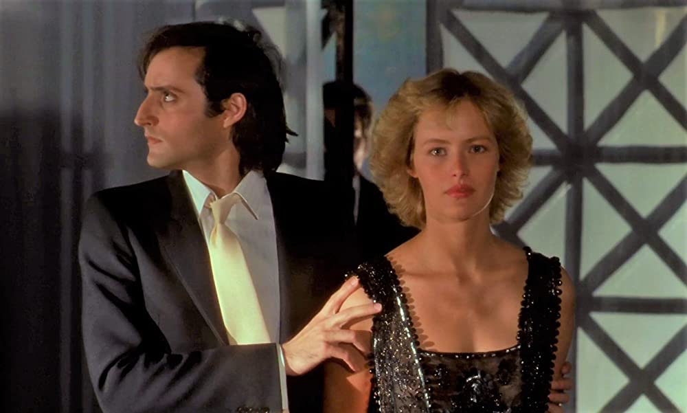 囚われの美女の画像