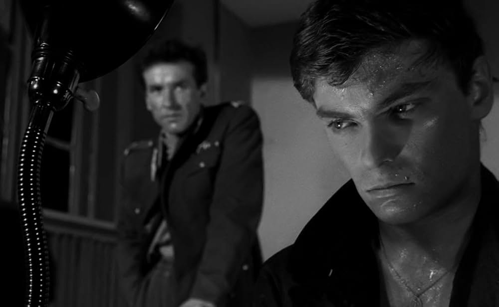 灰とダイヤモンドの画像