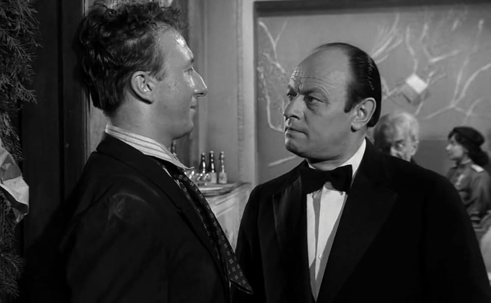 灰とダイヤモンドの画像