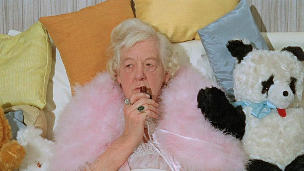 伯爵夫人の画像