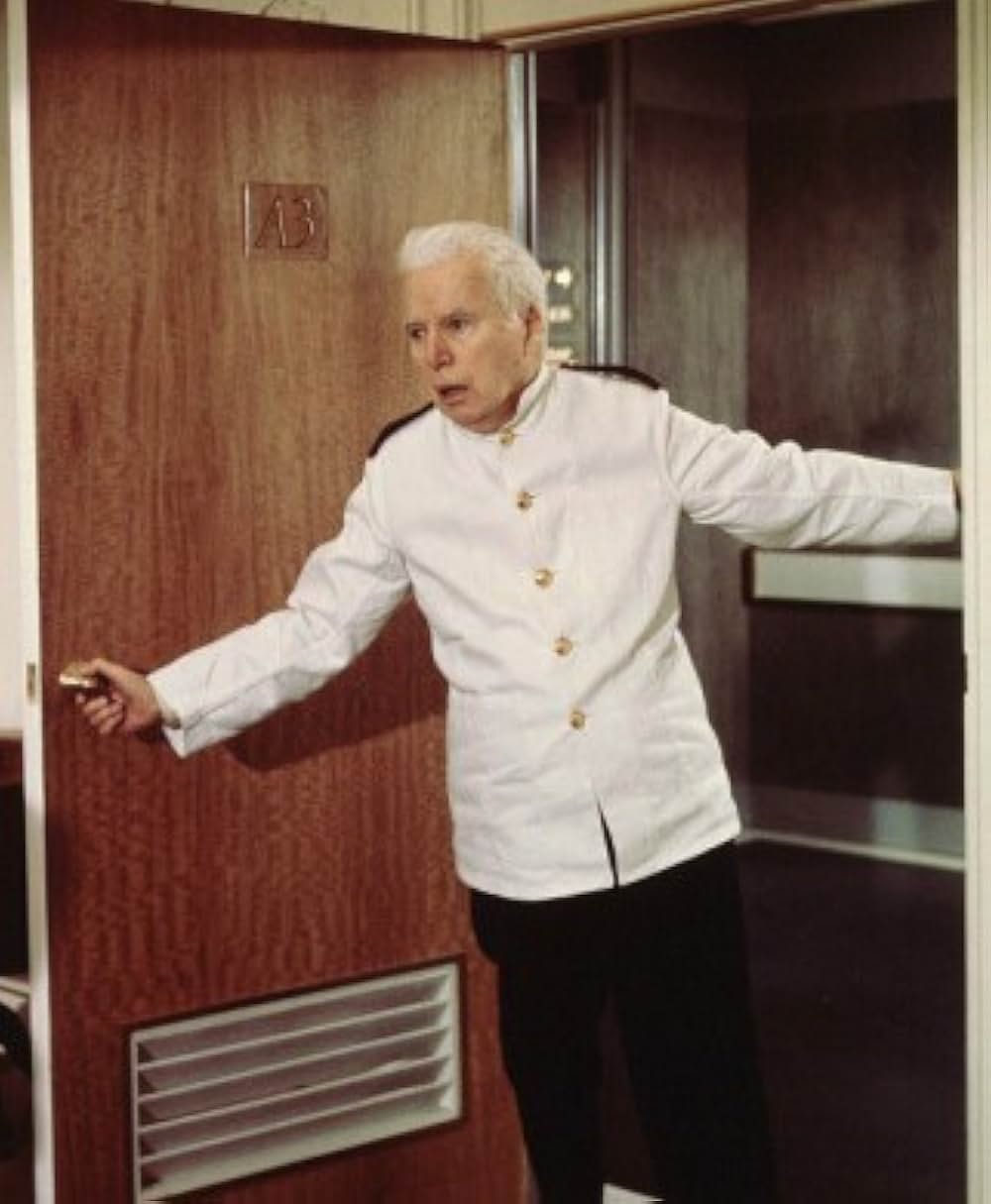 伯爵夫人の画像