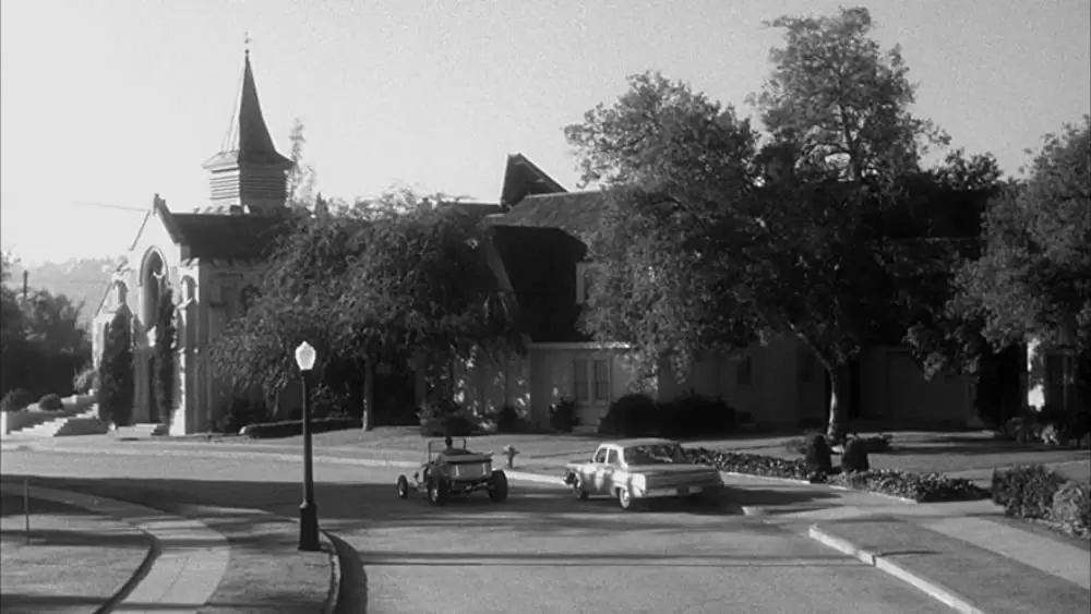 裸のキッスの画像