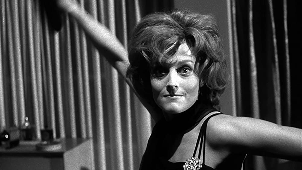 裸のキッスの画像