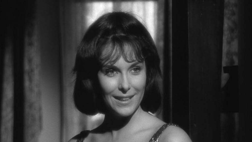 裸のキッスの画像