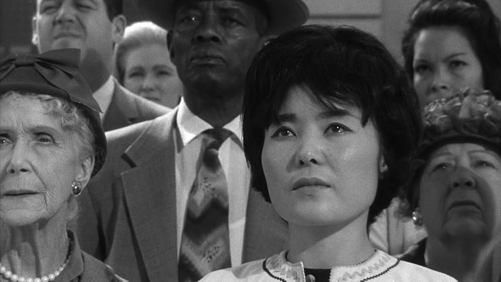 裸のキッスの画像