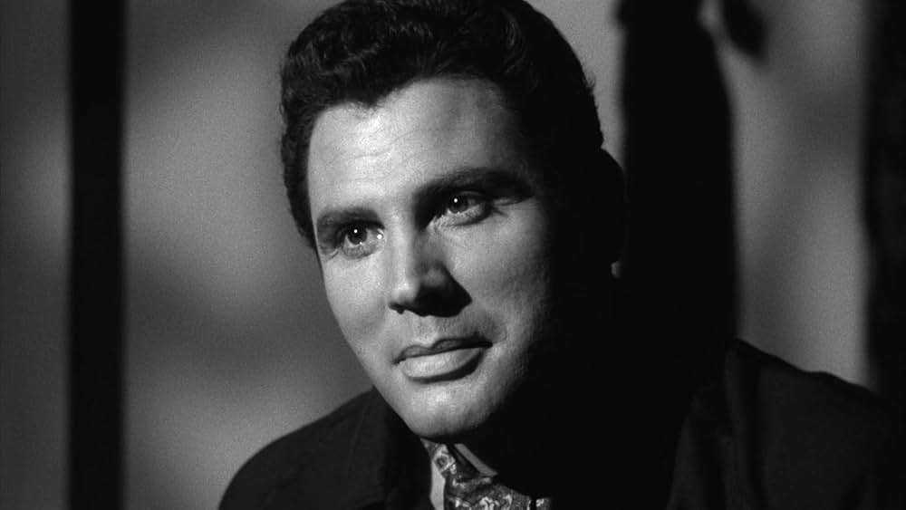 裸のキッスの画像