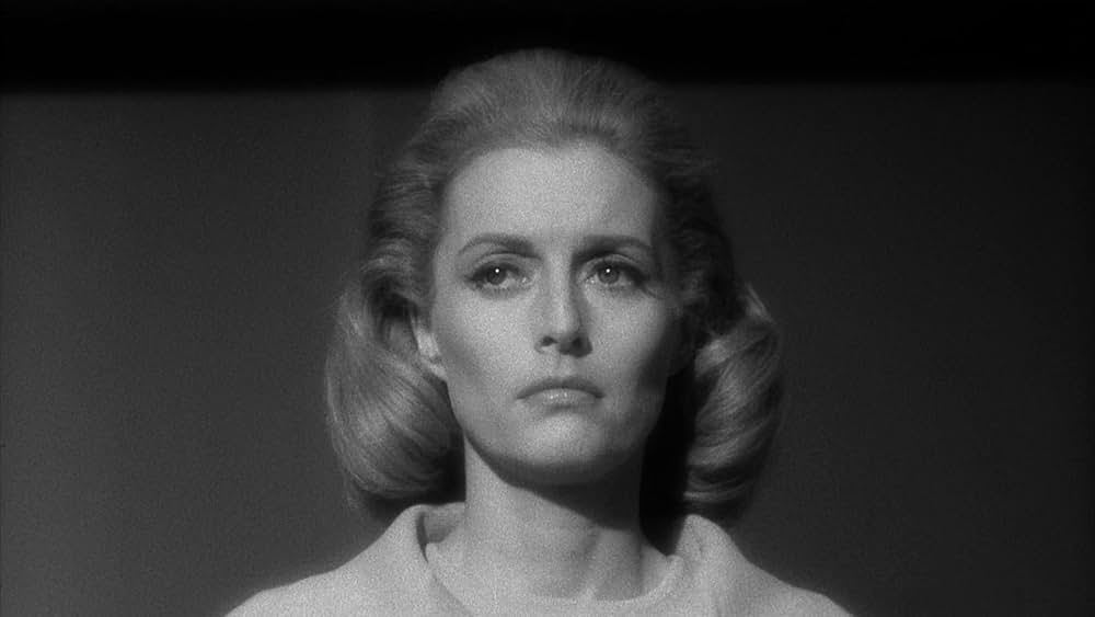 裸のキッスの画像