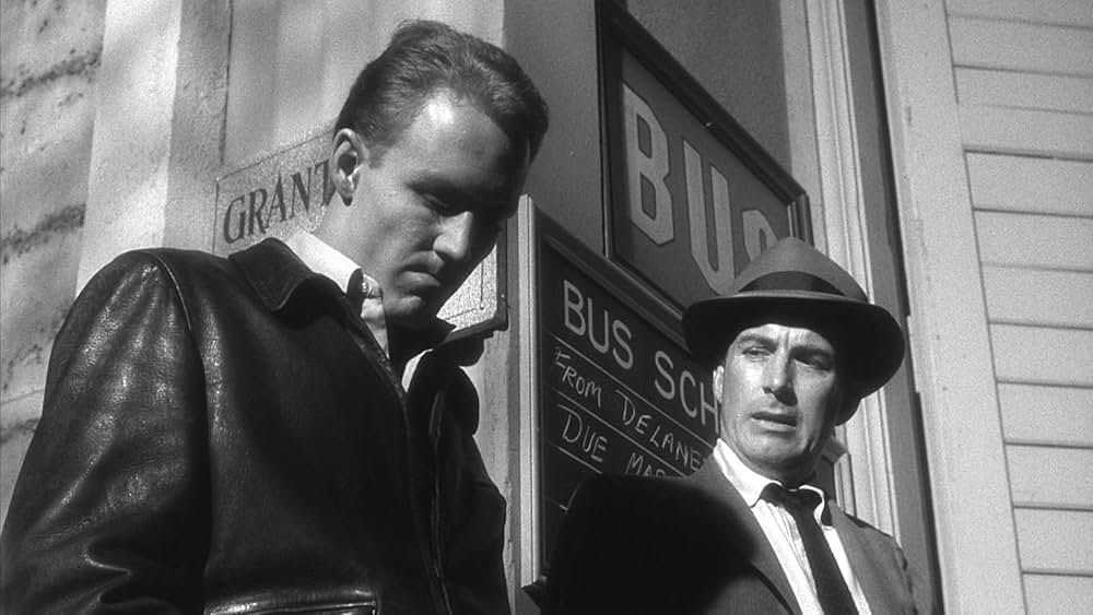 裸のキッスの画像