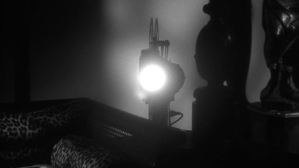 裸のキッスの画像