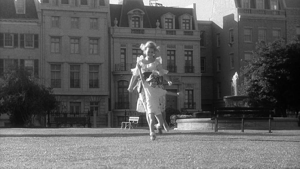 裸のキッスの画像