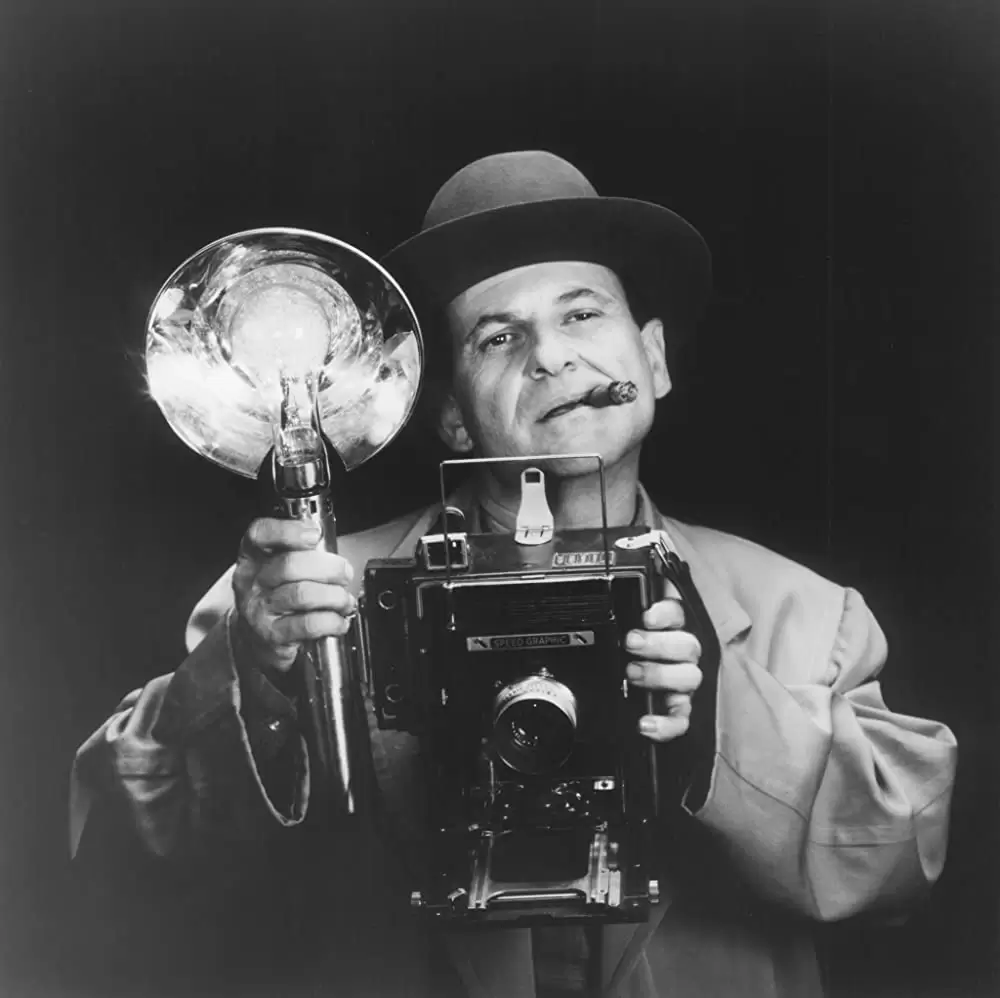 パブリック・アイの画像