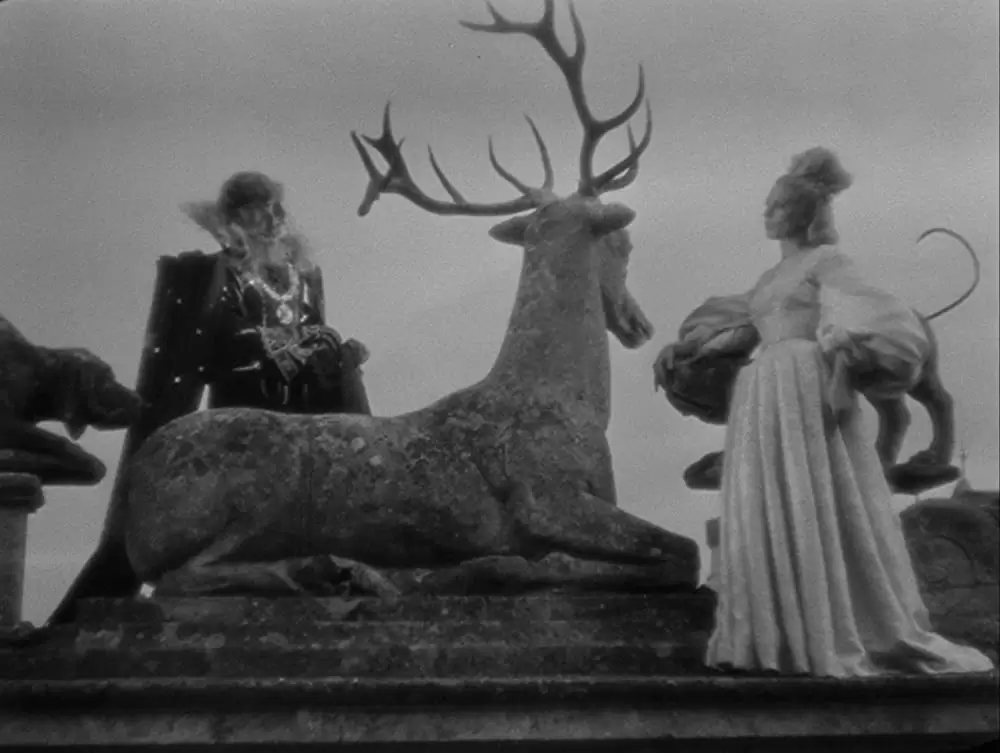 美女と野獣の画像