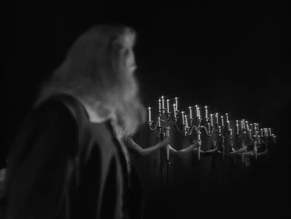 美女と野獣の画像