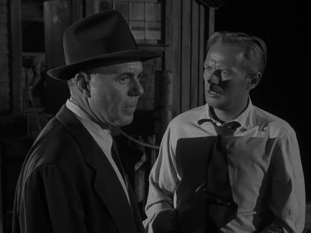 拾った女の画像