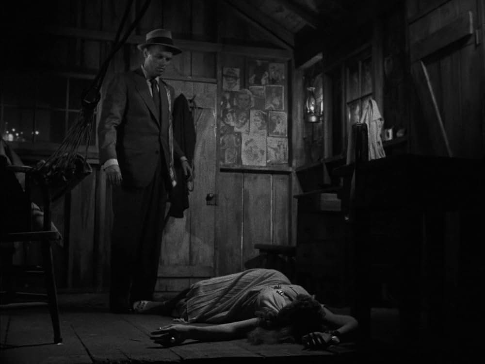 拾った女の画像