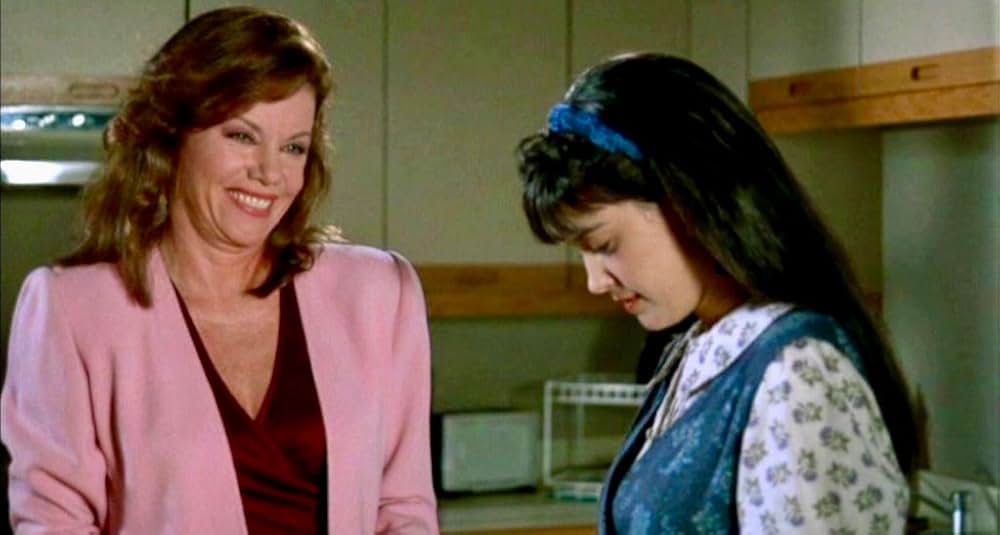 フィービー・ケイツの 私の彼は問題児（ドドンパ）の画像