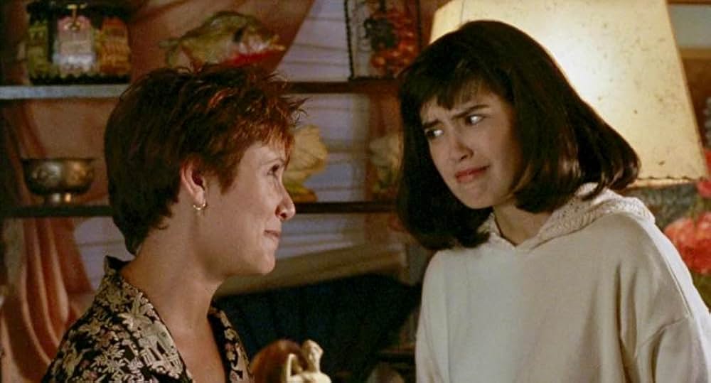 フィービー・ケイツの 私の彼は問題児（ドドンパ）の画像