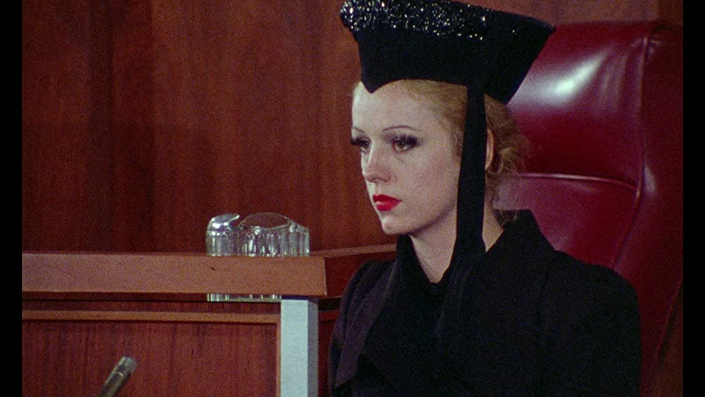 フィメール・トラブルの画像