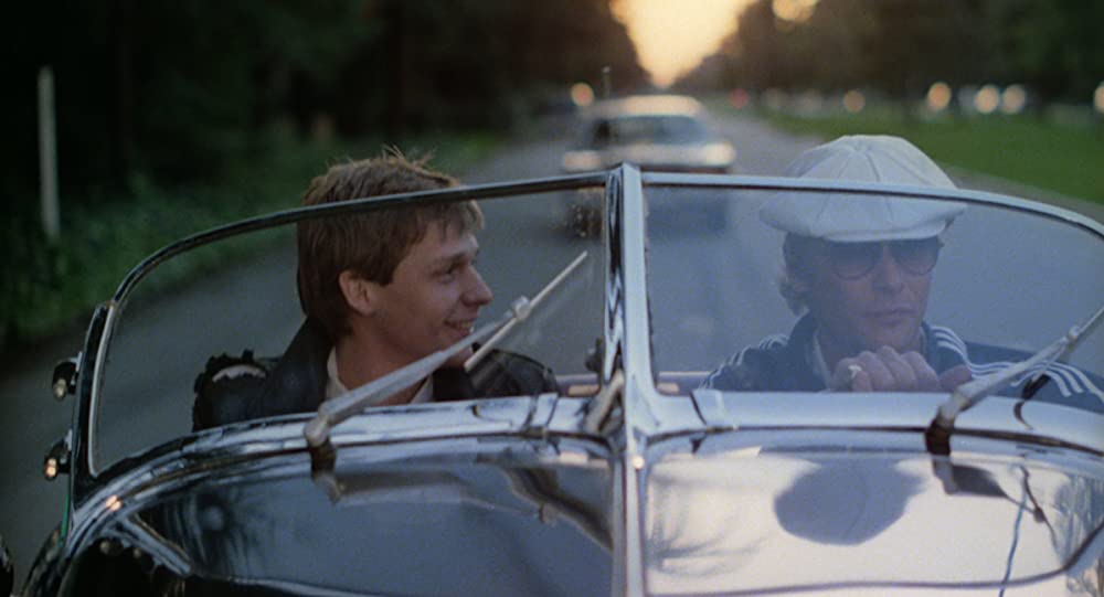 フェイドTOブラックの画像