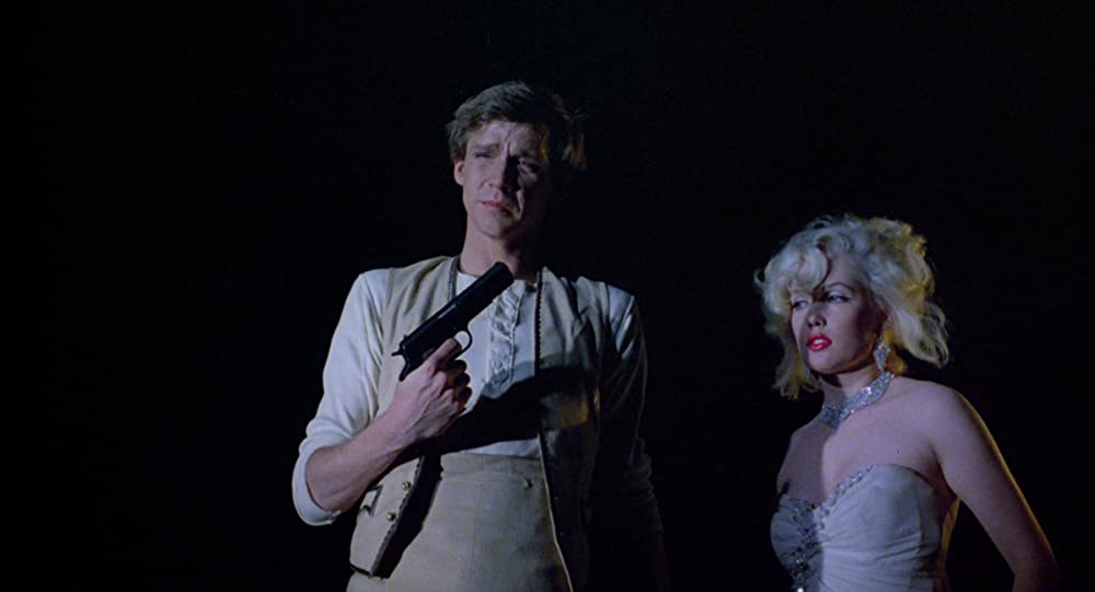 フェイドTOブラックの画像