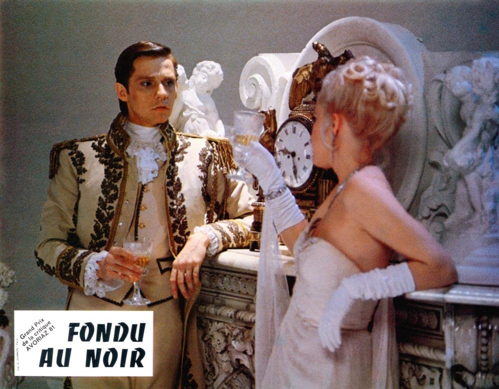 フェイドTOブラックの画像