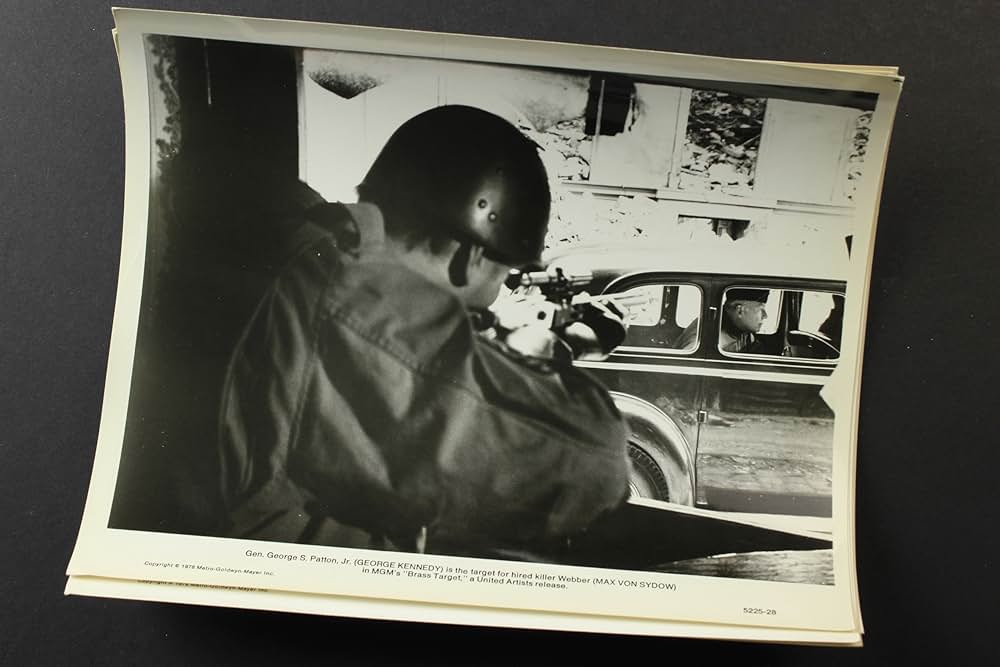 ブラス・ターゲットの画像