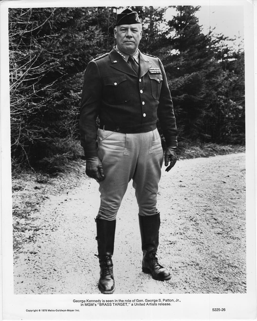 ブラス・ターゲットの画像