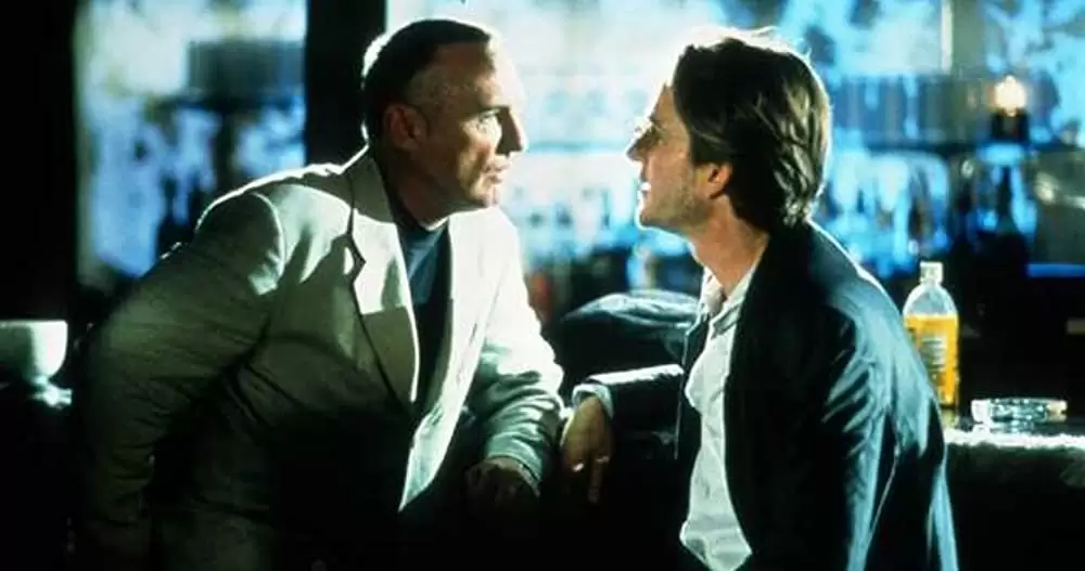 「ブラックアウト」デニス・ホッパー & マシュー・モディーンの画像