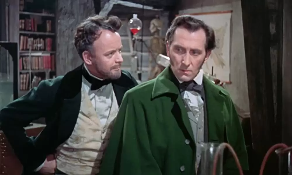 「フランケンシュタインの逆襲」ピーター・カッシング & ロバート・アーカートの画像