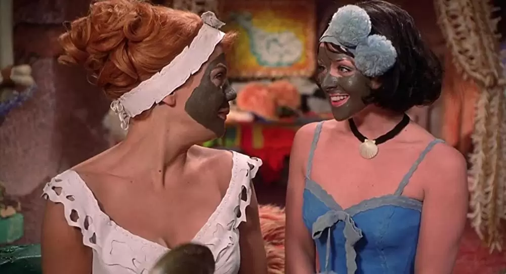 「フリントストーン2／ビバ・ロック・ベガス」クリステン・ジョンストン & ジェーン・クラコウスキーの画像