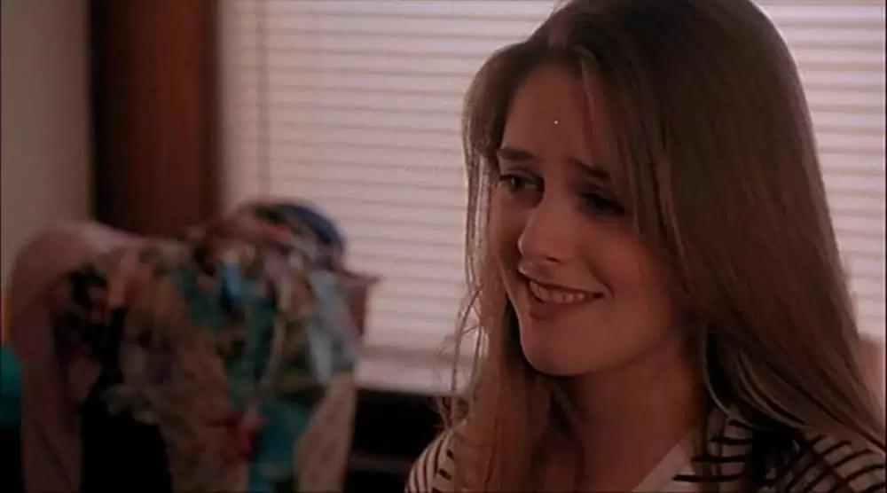 「ベビーシッター」アリシア・シルバーストーンの画像