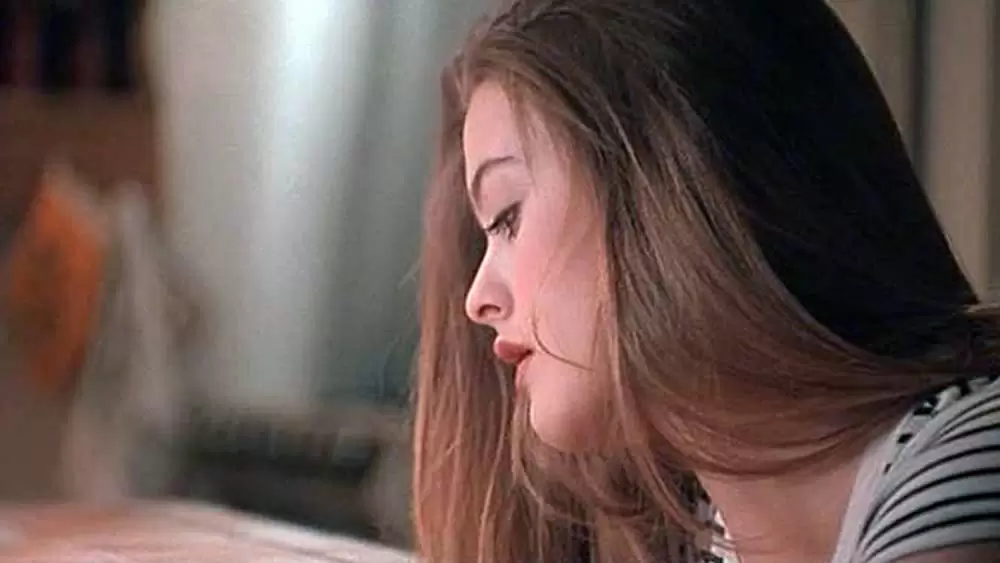 「ベビーシッター」アリシア・シルバーストーンの画像