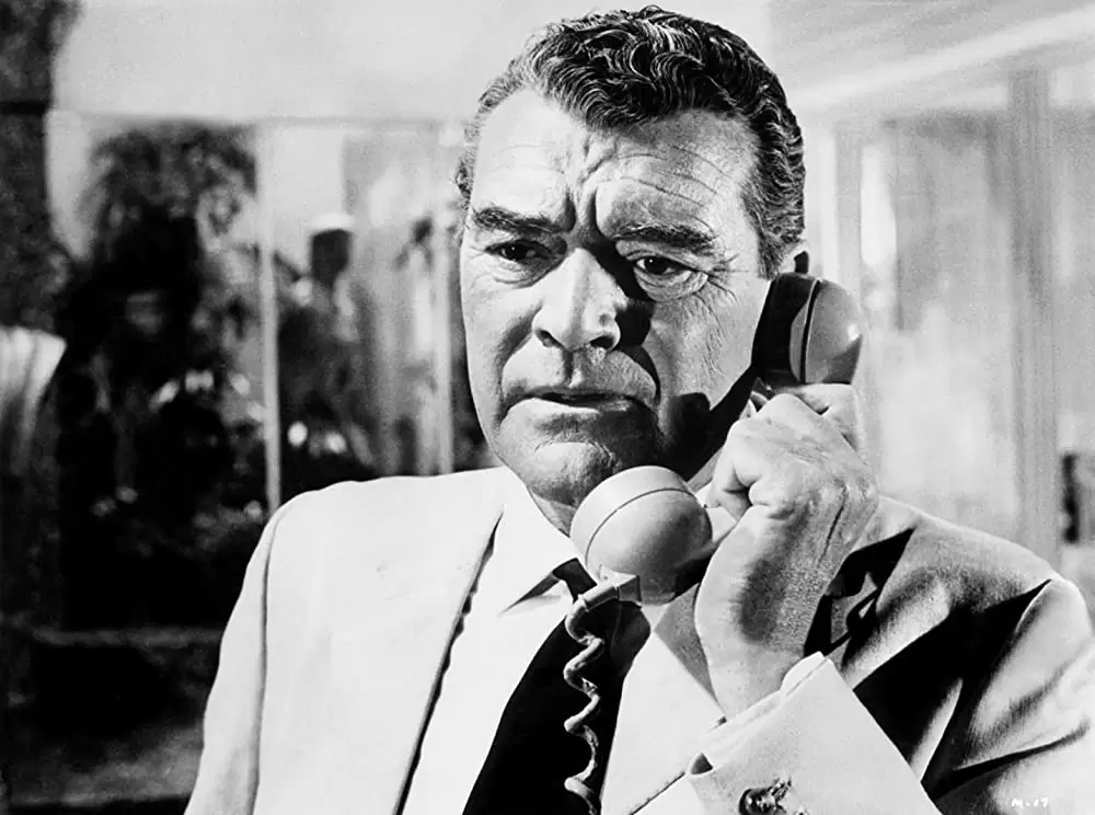 「潜行」ジャック・ホーキンスの画像