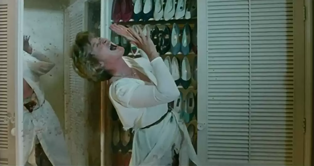 マイドク／いかにしてマイケルはドクター・ハウエルと改造人間軍団に頭蓋骨病院で戦いを挑んだかの画像