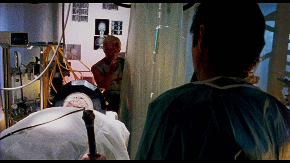 マイドク／いかにしてマイケルはドクター・ハウエルと改造人間軍団に頭蓋骨病院で戦いを挑んだかの画像