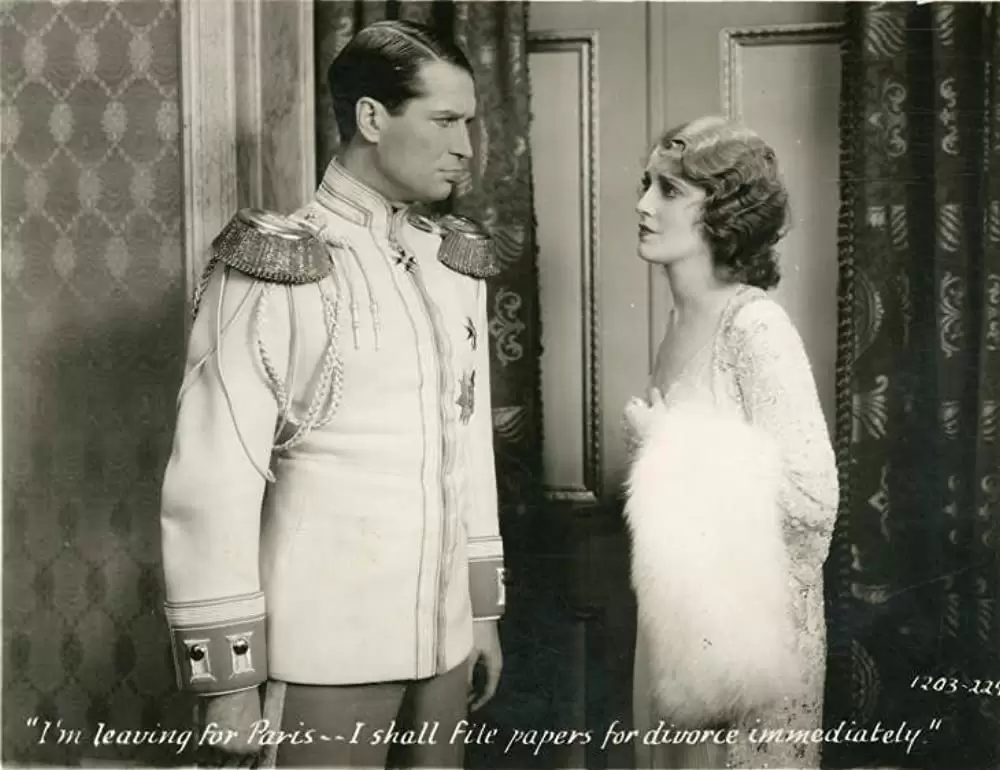 「ラヴ・パレイド」モーリス・シュバリエ & ジャネット・マクドナルドの画像