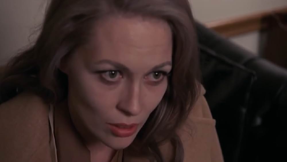 ルーという女の画像