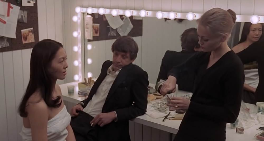 ルーという女の画像