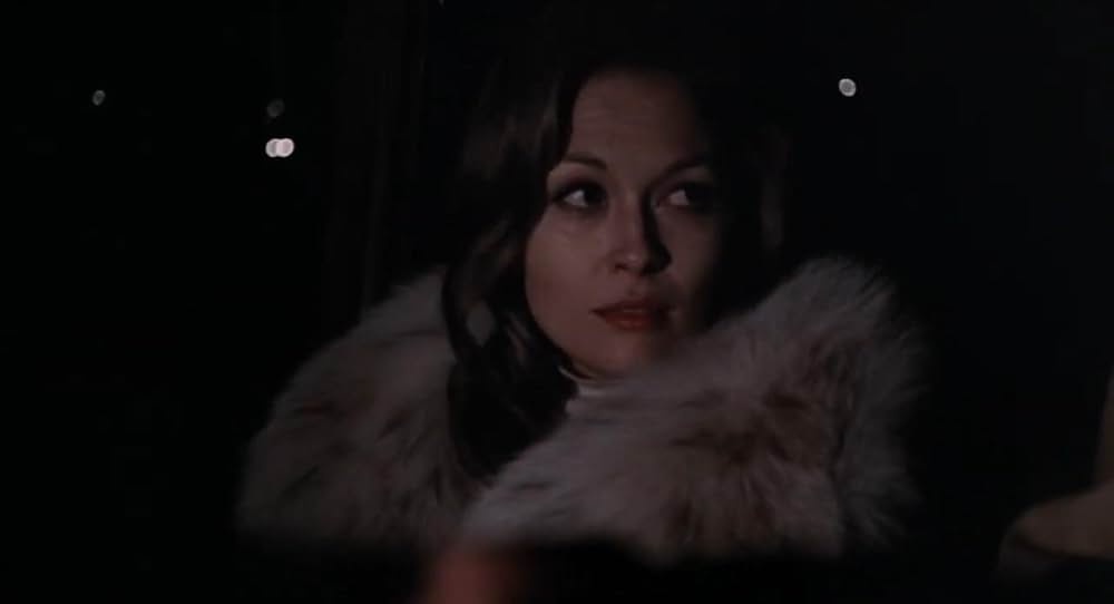 ルーという女の画像