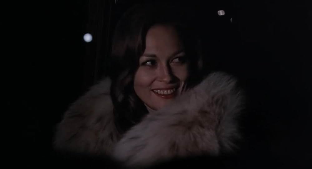 ルーという女の画像