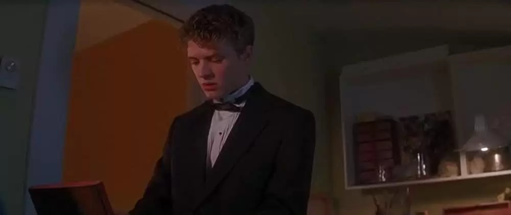 サベイランス -監視-の画像