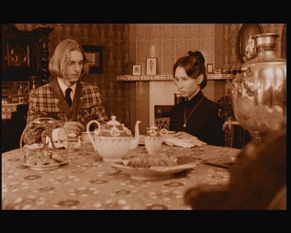 フリークスも人間もの画像