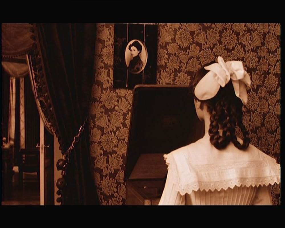 フリークスも人間もの画像