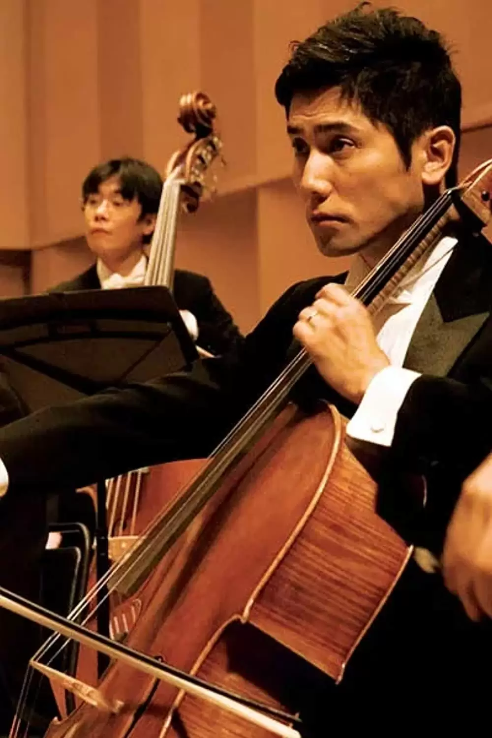 「おくりびと」本木雅弘の画像