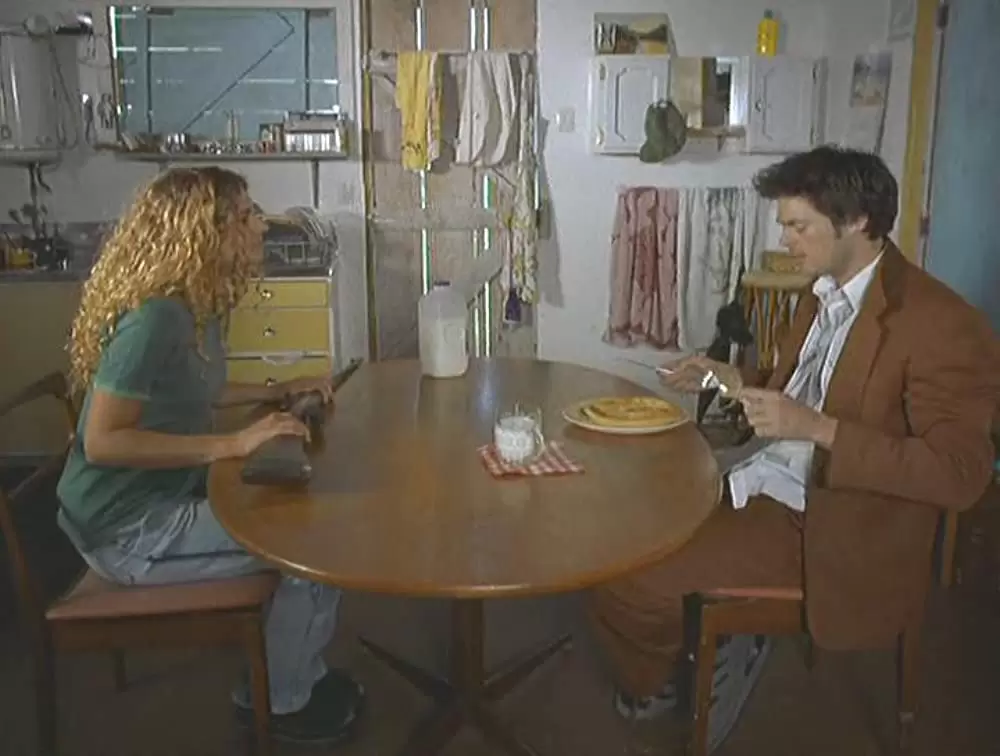 「ミルクのお値段」Danielle Cormack & カール・アーバンの画像