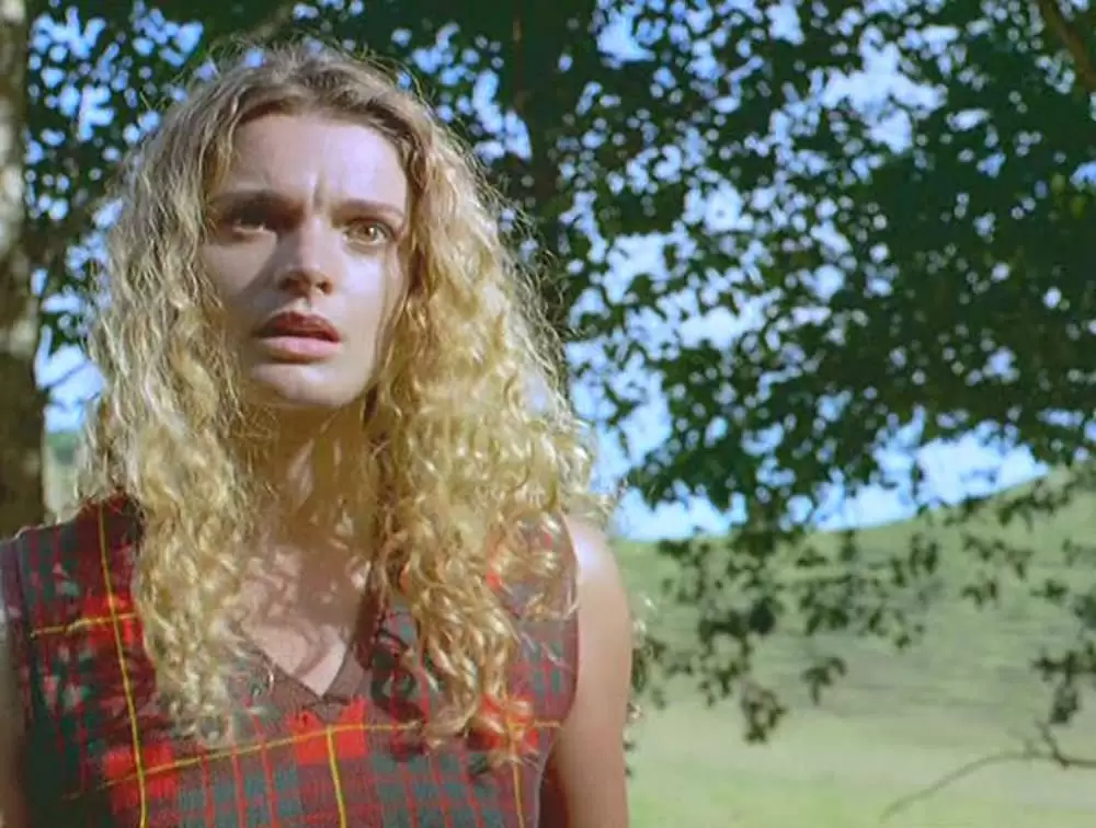 「ミルクのお値段」Danielle Cormack & カール・アーバンの画像