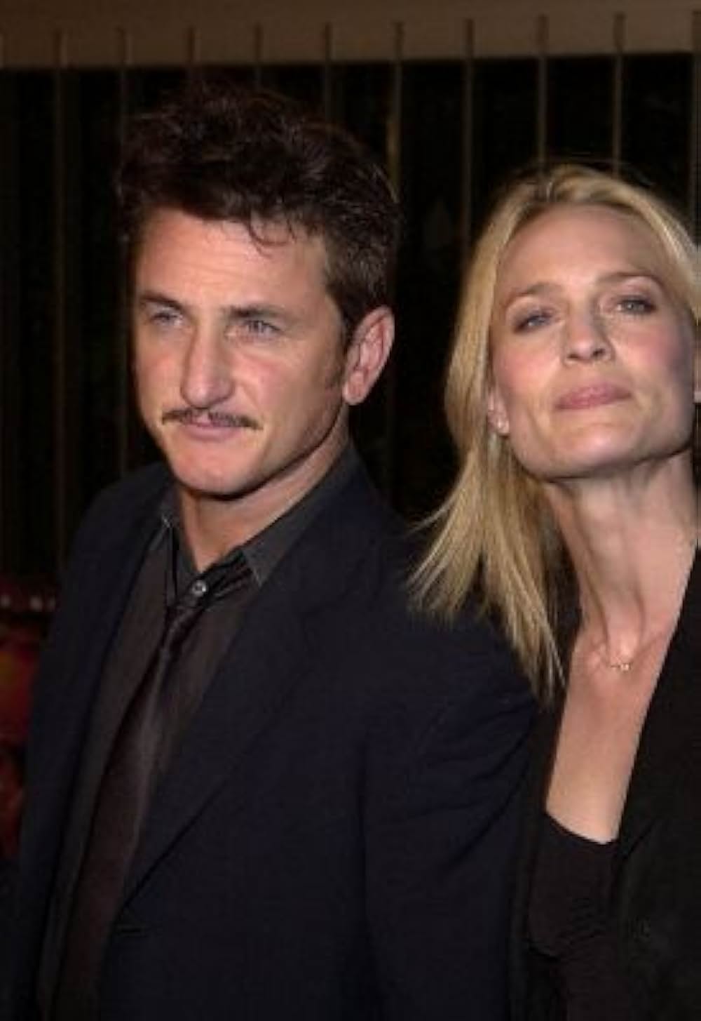 「プレッジ」の画像