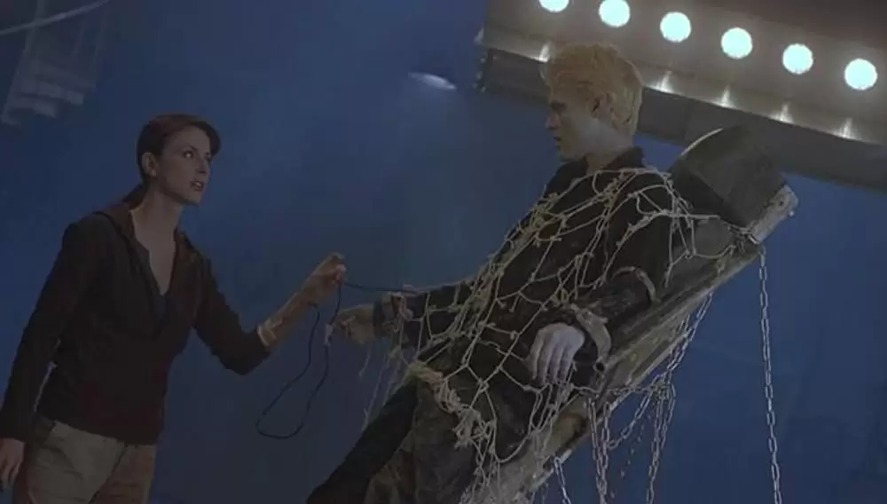 「ドラキュリアII 鮮血の狩人」スティーブン・ビリントン & ダイアン・ニールの画像